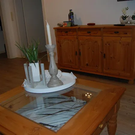 Harlaender Apartment *